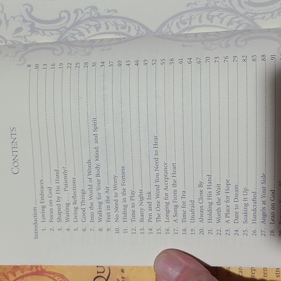 Bundle Of 2 Books For A Mom - Picture 7 of 13